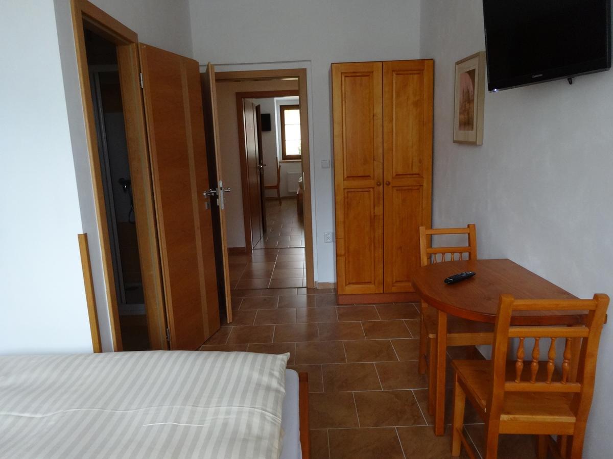 Hostinec U Janatu S Ubytovanim Cestin Δωμάτιο φωτογραφία